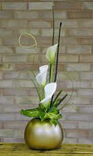 3 calla lilies bouquet