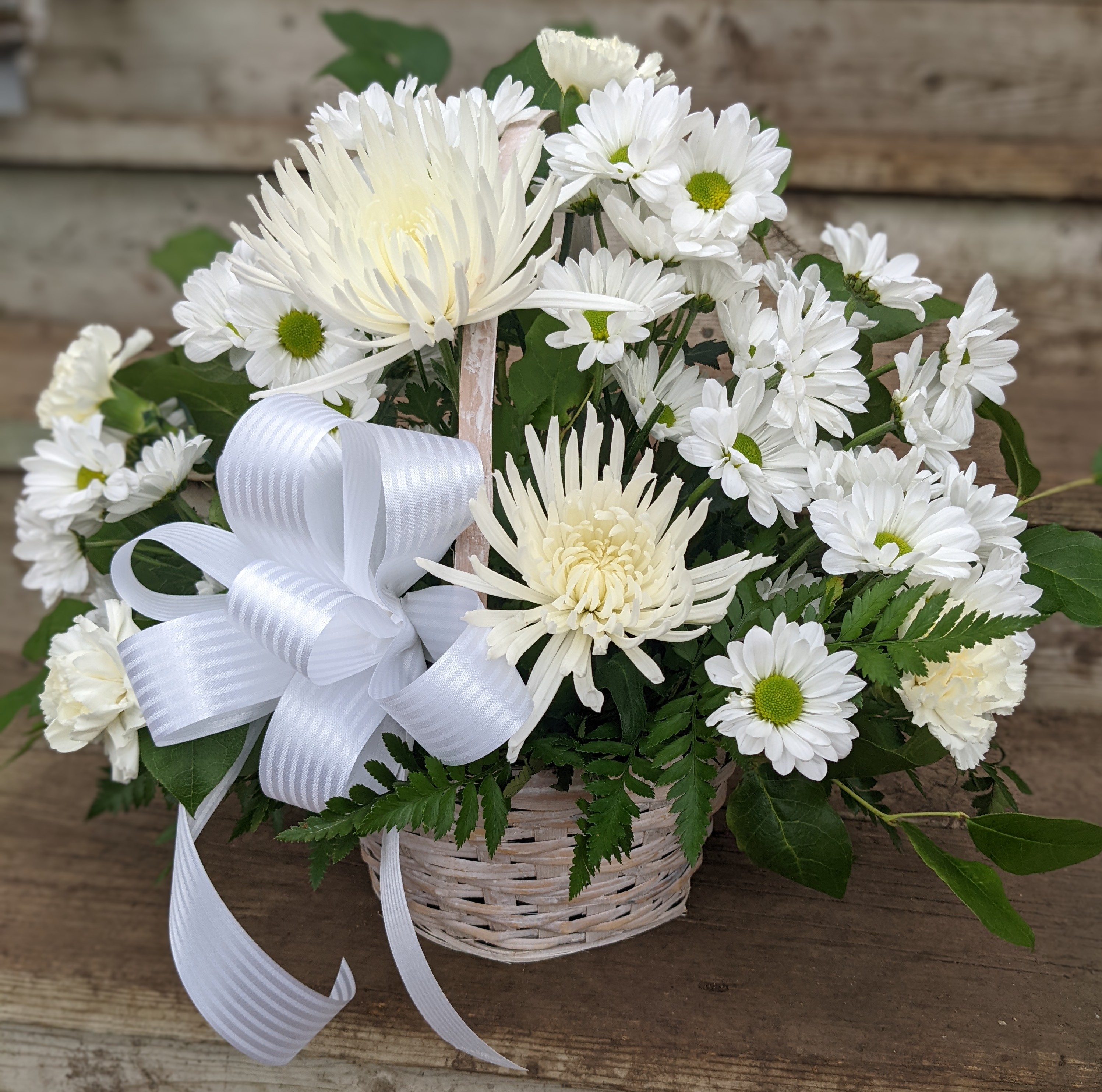 Small Sympathy Basket